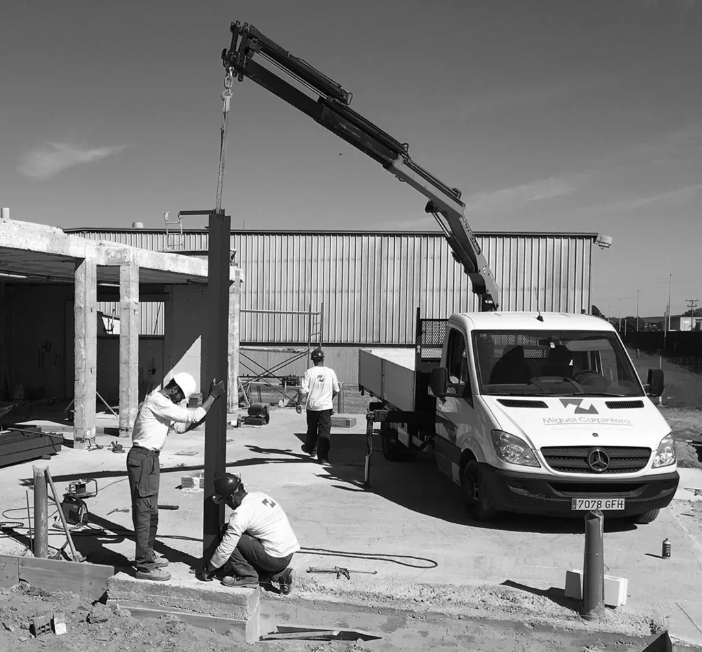 Industrial-Miguel Carpintero